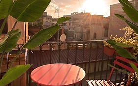 Trevi Over The Top Apartment